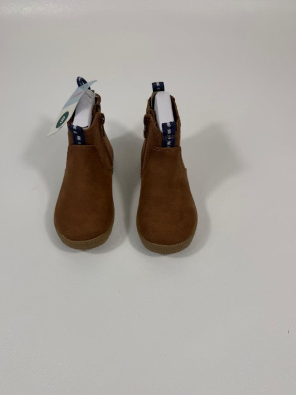Toddler cat and jack Chelsea boots size 9